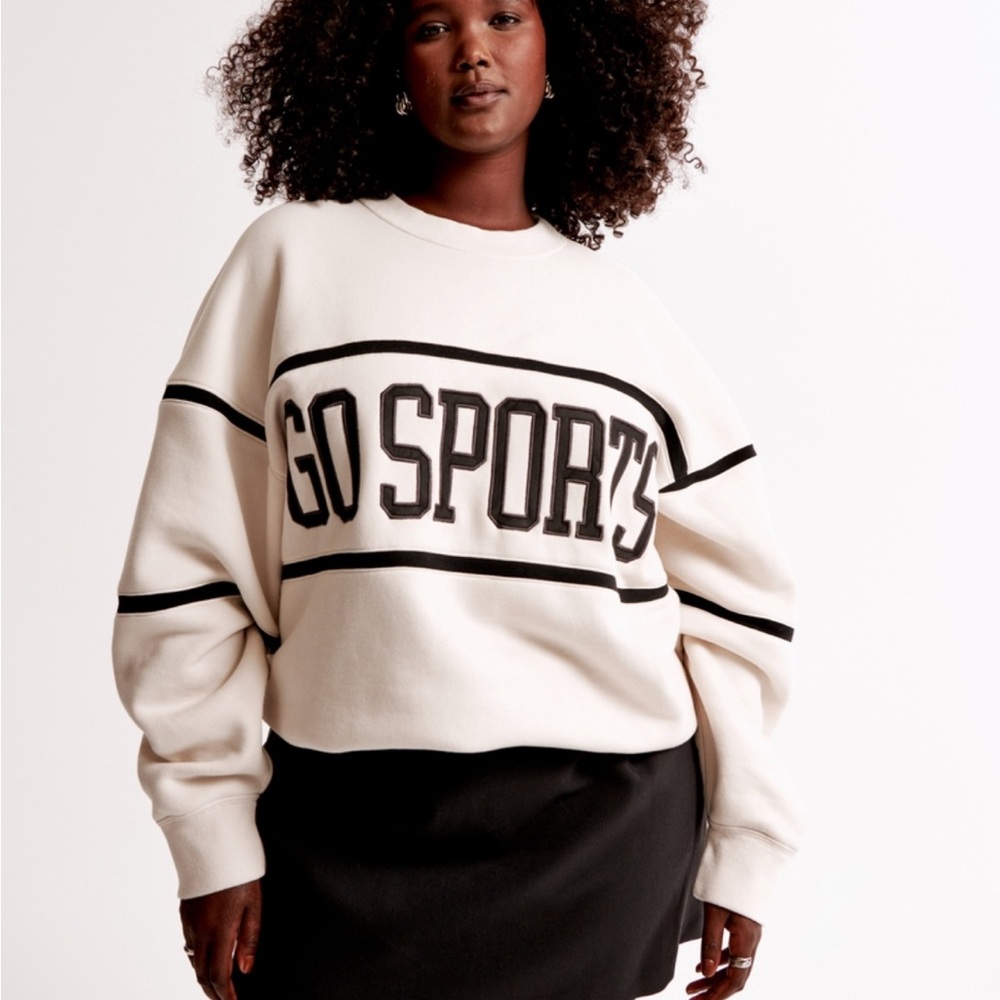 Abercrombie go sports sweatshirt size xs